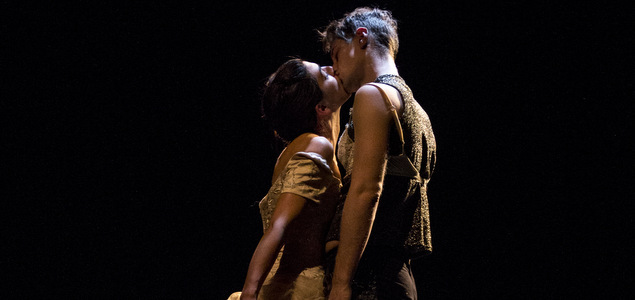 Philippe Clément provoque l'ivresse au théâtre de l'Iris Philippe Clément provoque l'ivresse au théâtre de l'Iris